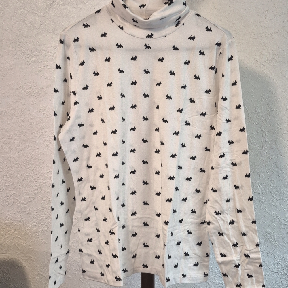 Lands' End Cream Turtle Neck with Dog Pattern